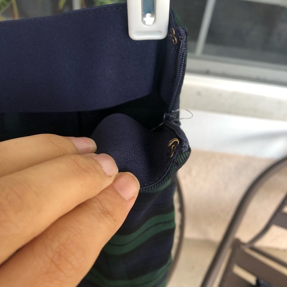 NWT Chaps Perfectly Polished Plaid Ankle Pants - 8 - Picture 5 of 11